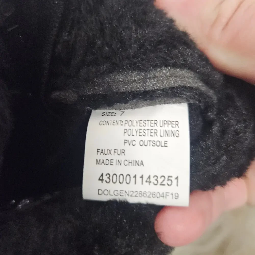 NWT Swiggles Toddler Baby Girls Winter Black Boots Booties Pompom